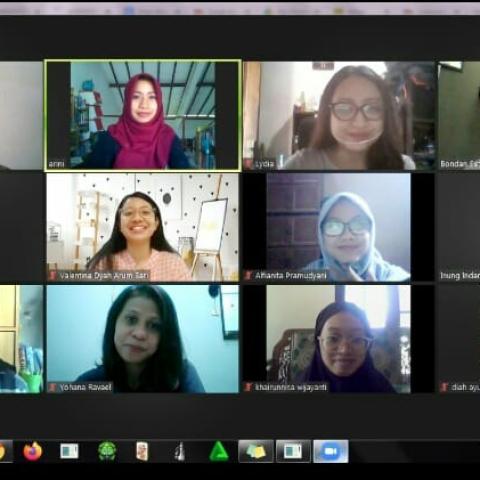 Melalui Zoom Meeting Prodi Pendidikan Bahasa Inggris UMBY Menggelar English PAL Mentor Training